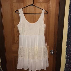 White lace dress